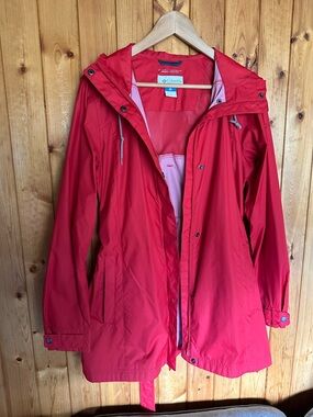 Columbia Women's Rain Jacket/Shell